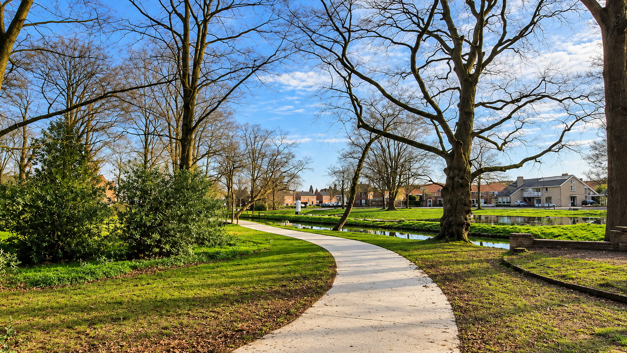 Petitie voor rook- en vapevrij Weijerpark in Boxmeer aangeboden aan gemeenteraad